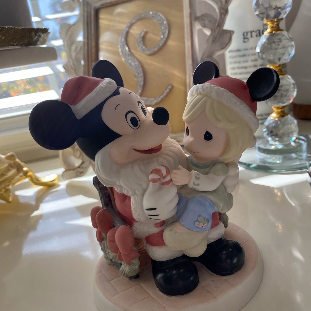 Precious Moments Figurine